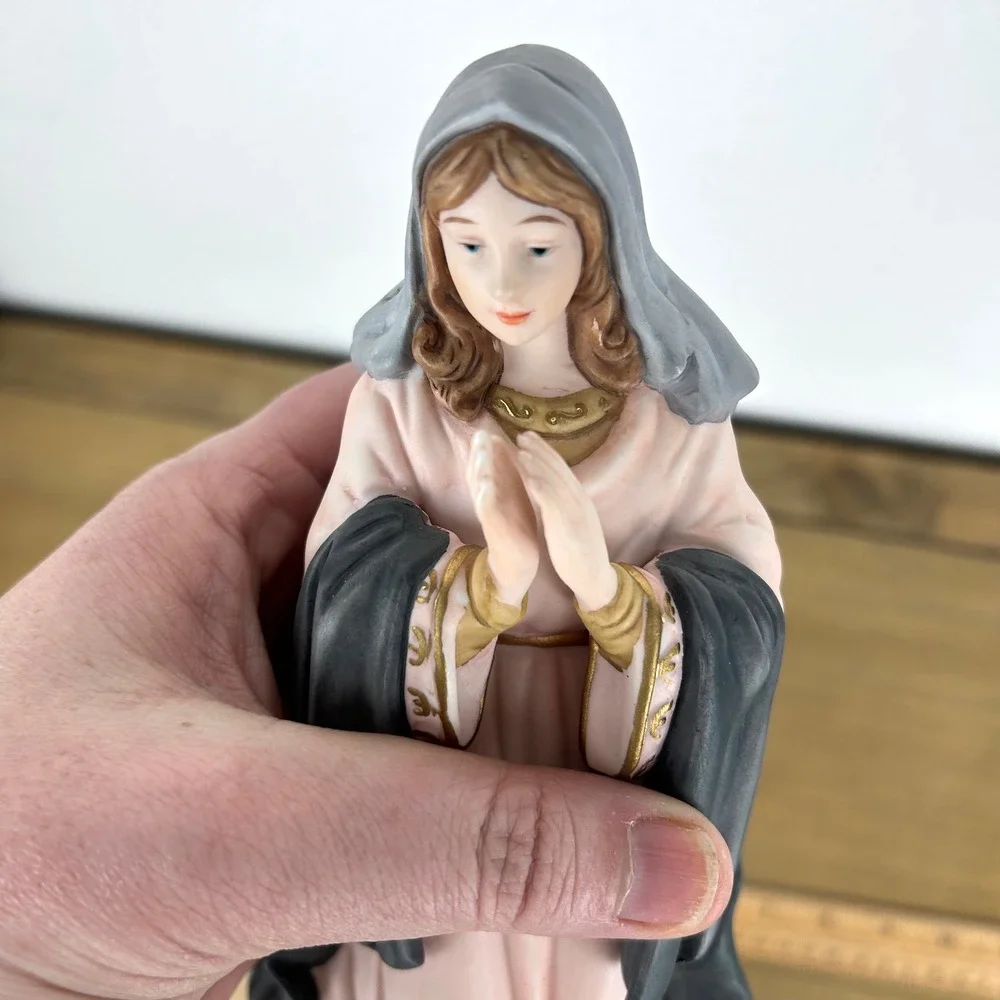 Kirkland Signature #75177 Nativity Mary Figurine‎ Porcelain Replacement Figure